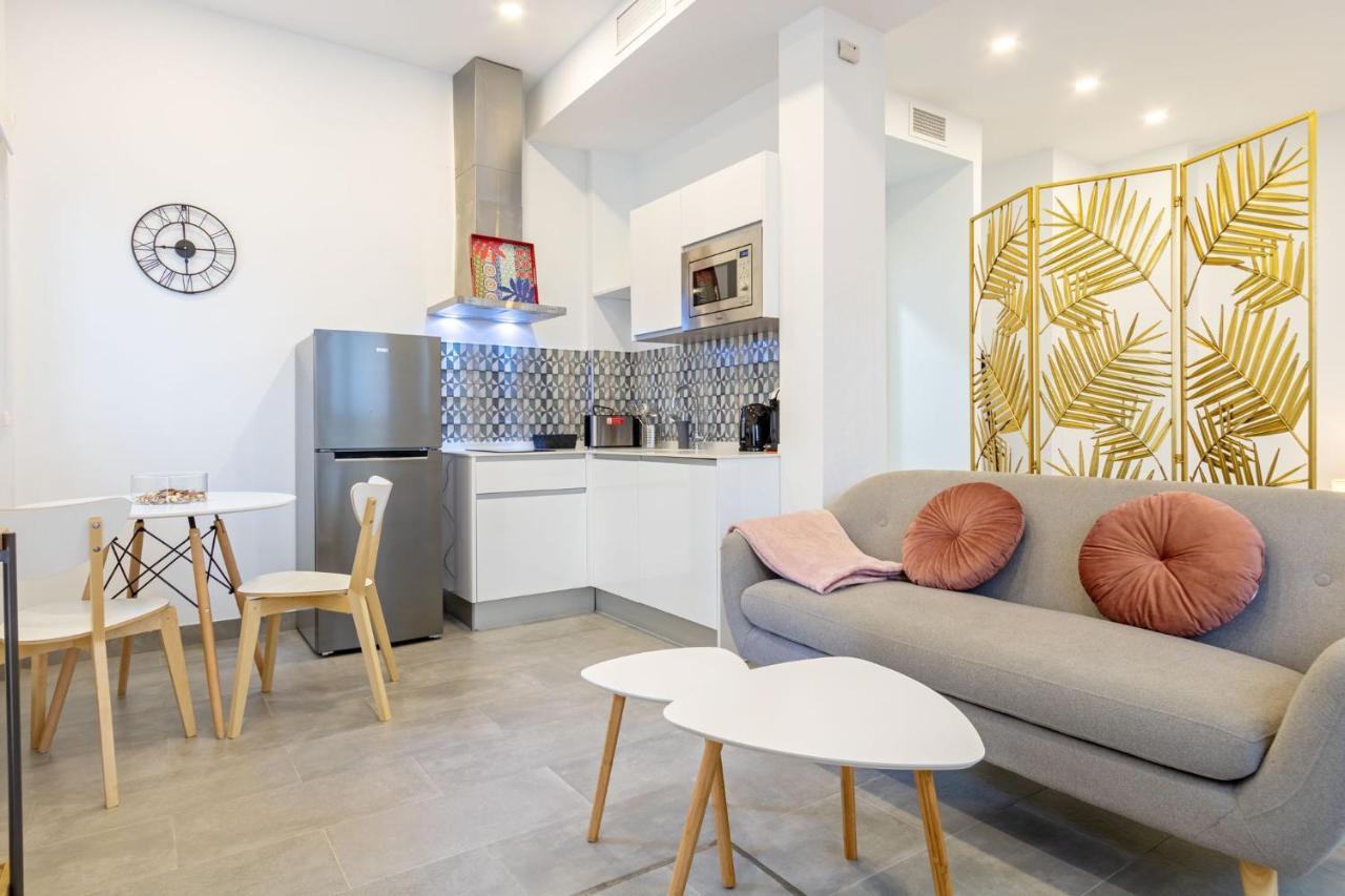 Apartment Nine O'clock Castellar By Valcambre Sevilla
